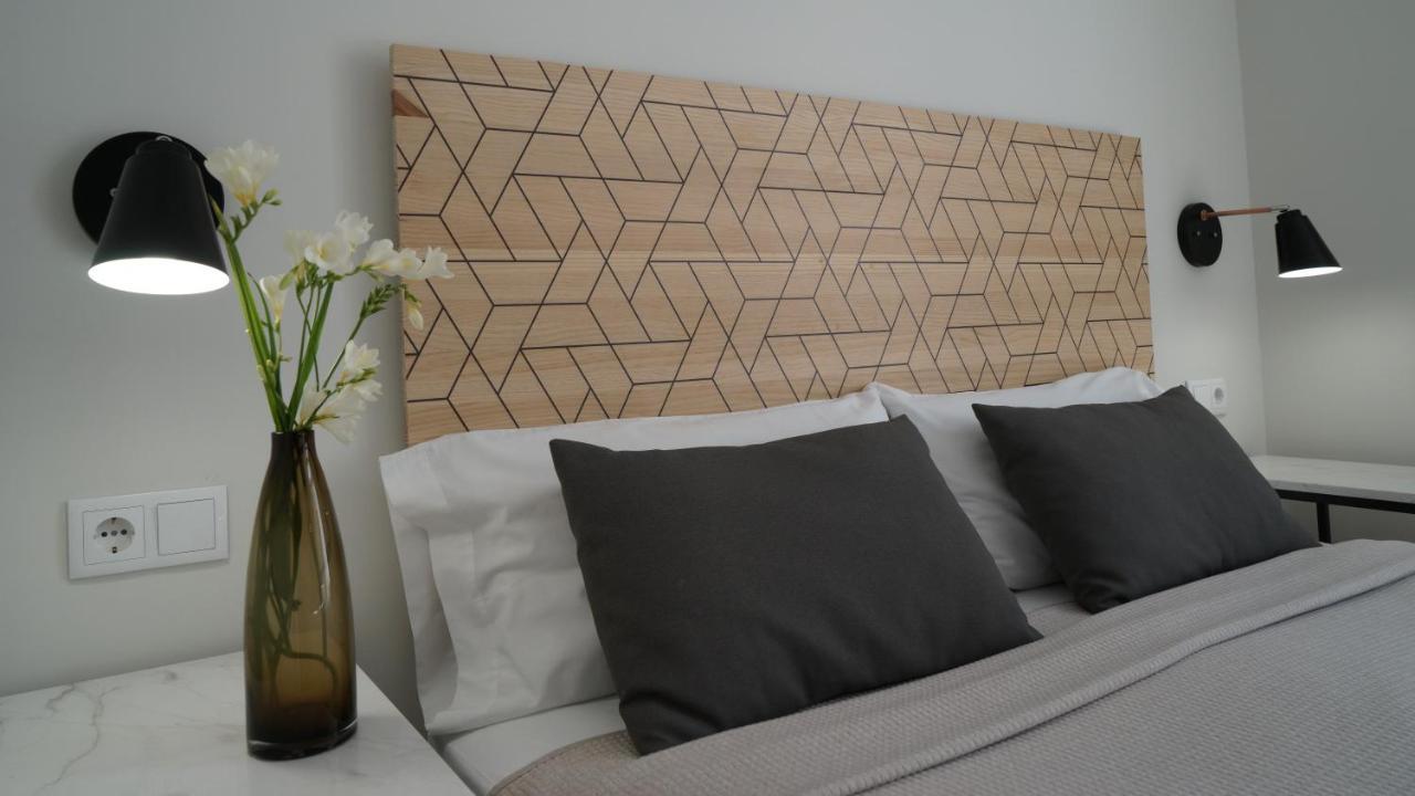 Md Design Hotel - Portal Del Real Valencia Ngoại thất bức ảnh