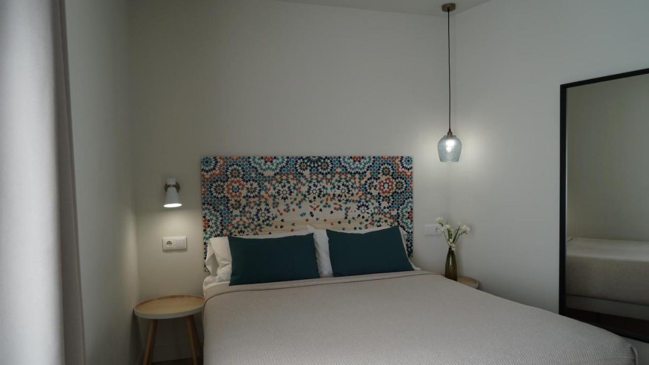 Md Design Hotel - Portal Del Real Valencia Ngoại thất bức ảnh