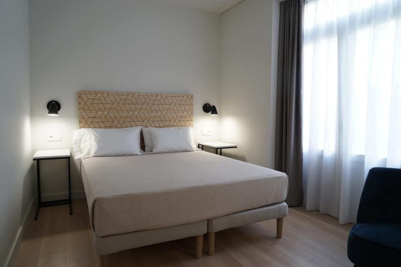 Md Design Hotel - Portal Del Real Valencia Ngoại thất bức ảnh
