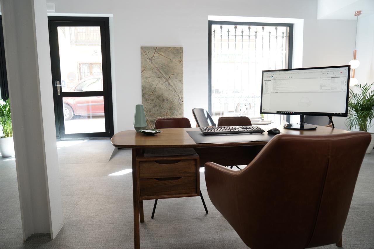 Md Design Hotel - Portal Del Real Valencia Ngoại thất bức ảnh